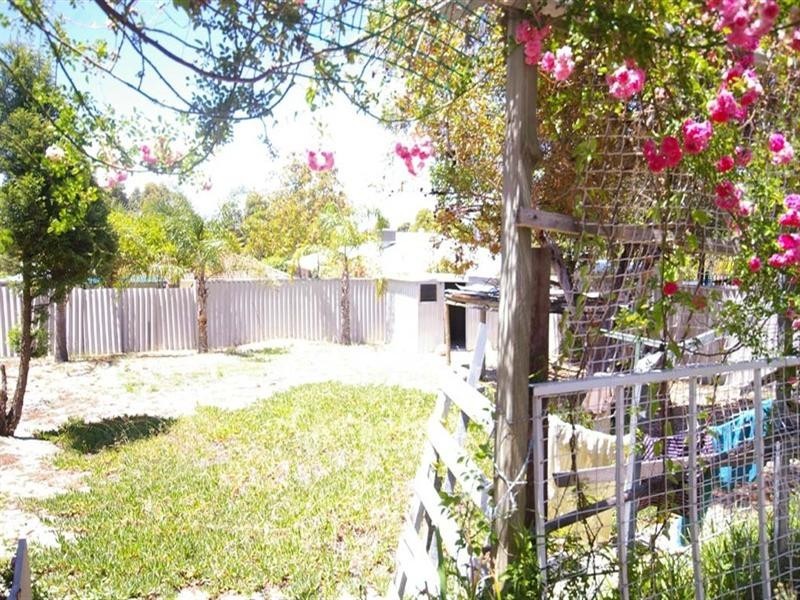 4 Magna Cove, Mirrabooka WA 6061