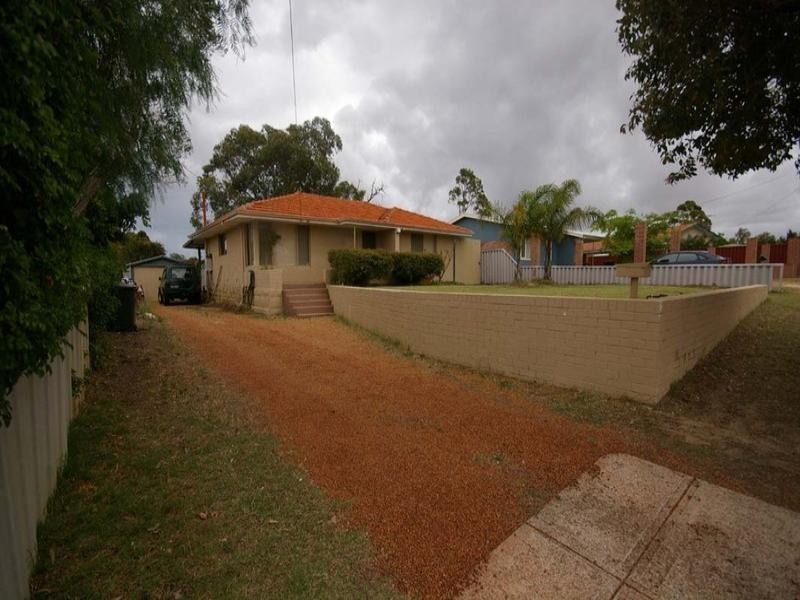 26 Kenwick Way, Balga WA 6061