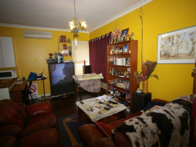 11 Changton Way, Westminster WA 6061