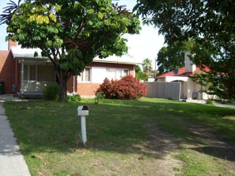 14 Worthing Street, Westminster WA 6061