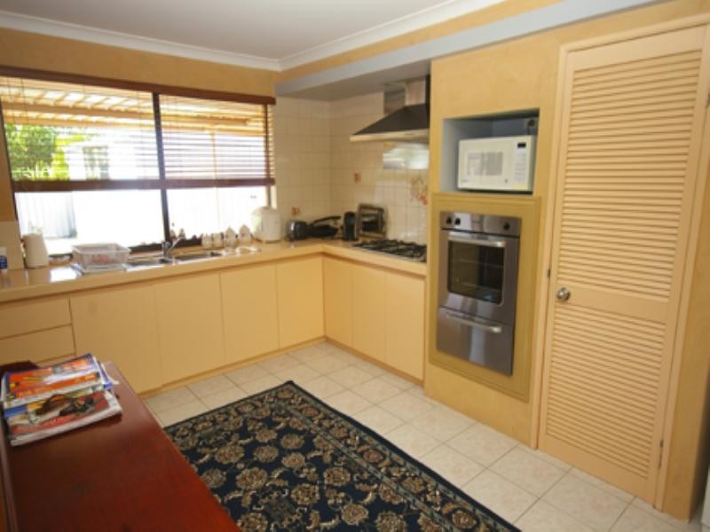 15 Welland Way, Beechboro WA 6063