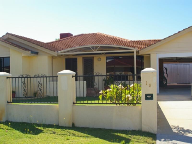 15 Welland Way, Beechboro WA 6063