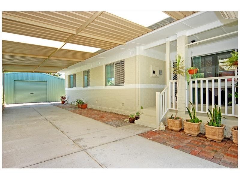 33 Whitehouse Drive, Koondoola WA 6064