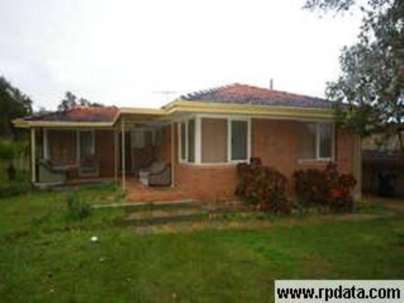 2 Kinley Place, Balga WA 6061