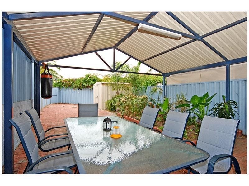 Girrawheen WA 6064