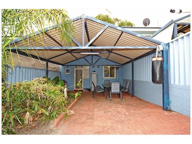 Girrawheen WA 6064