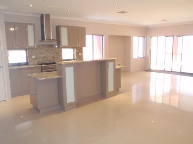 78 Gaby Way, Marangaroo WA 6064