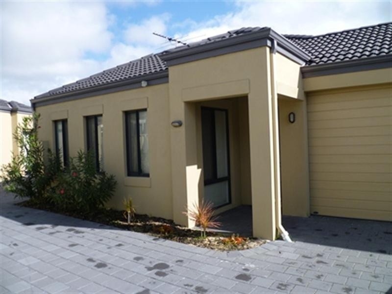11A Eastdene Circle, Nollamara WA 6061