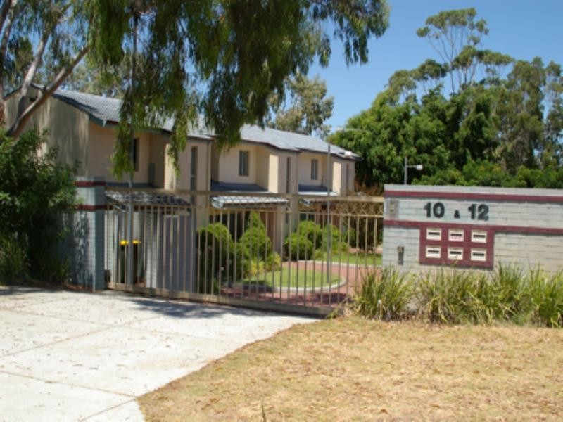 12b Casserley Avenue, Girrawheen WA 6064