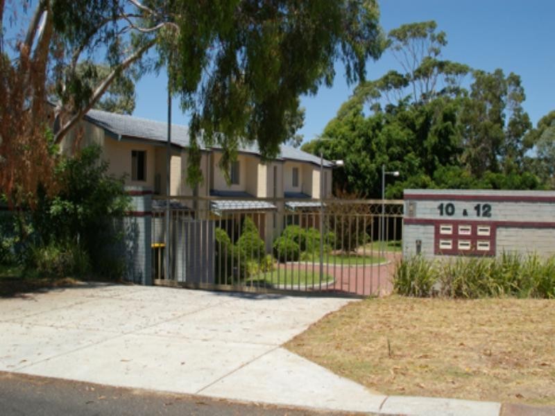 12b Casserley Avenue, Girrawheen WA 6064