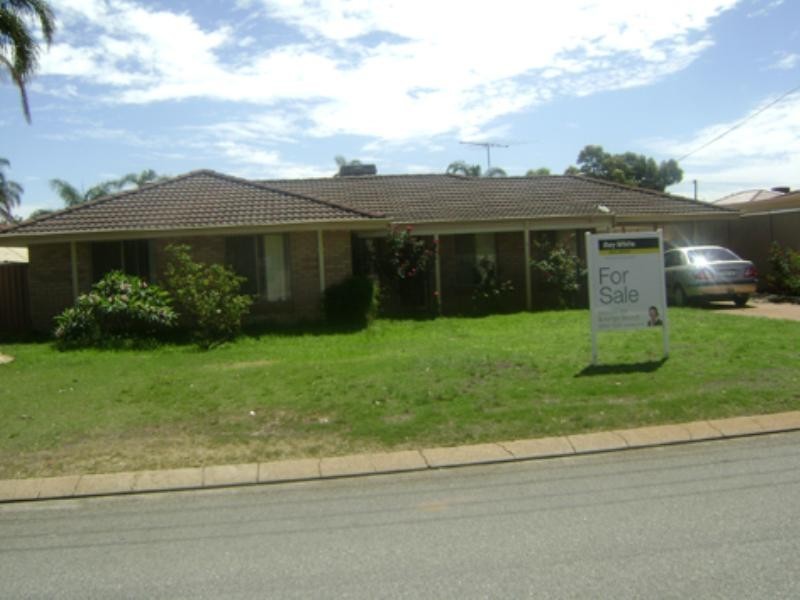 5 Rhine Crescent, Beechboro WA 6063