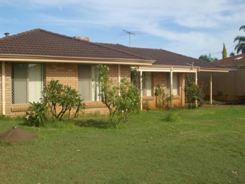 5 Rhine Crescent, Beechboro WA 6063