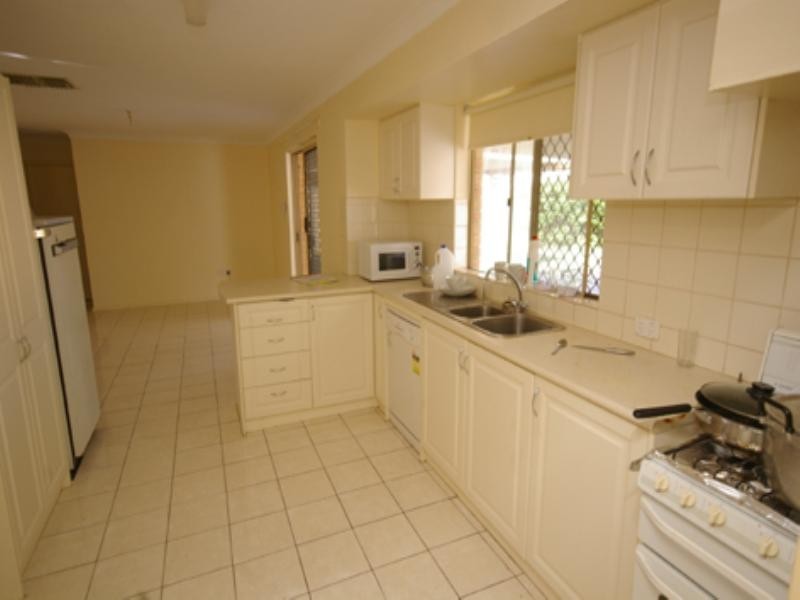 5 Rhine Crescent, Beechboro WA 6063