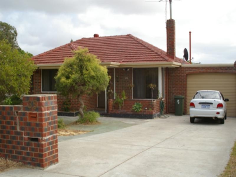 35 Gretham Road, Westminster WA 6061