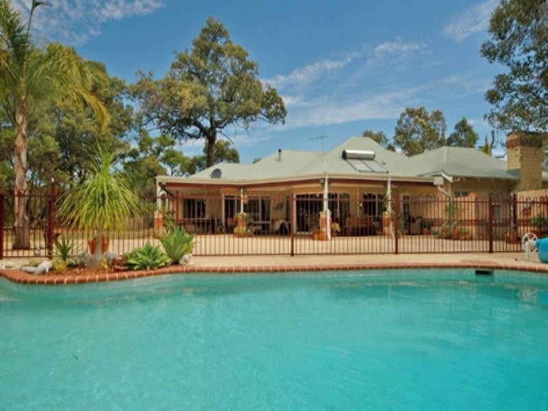 66 Tranquil Drive, Carramar WA 6031