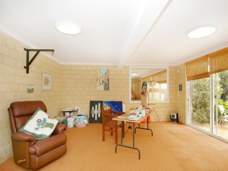 66 Tranquil Drive, Carramar WA 6031