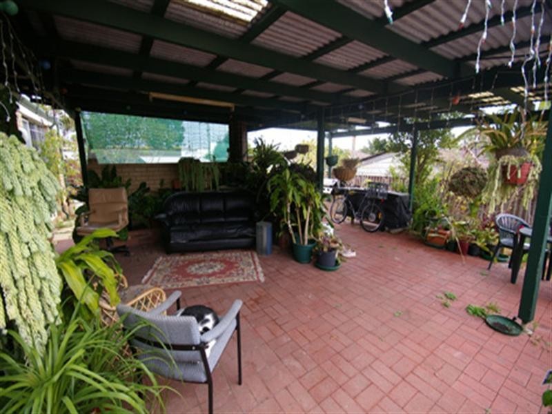 3 Parin Road, Marangaroo WA 6064