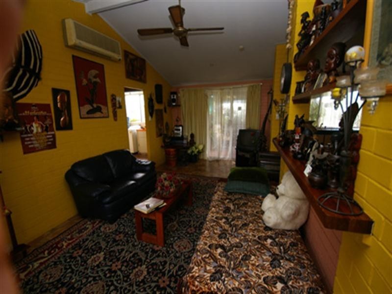 3 Parin Road, Marangaroo WA 6064