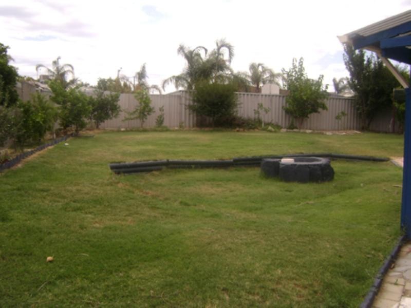 9 Currie Grove, Mirrabooka WA 6061