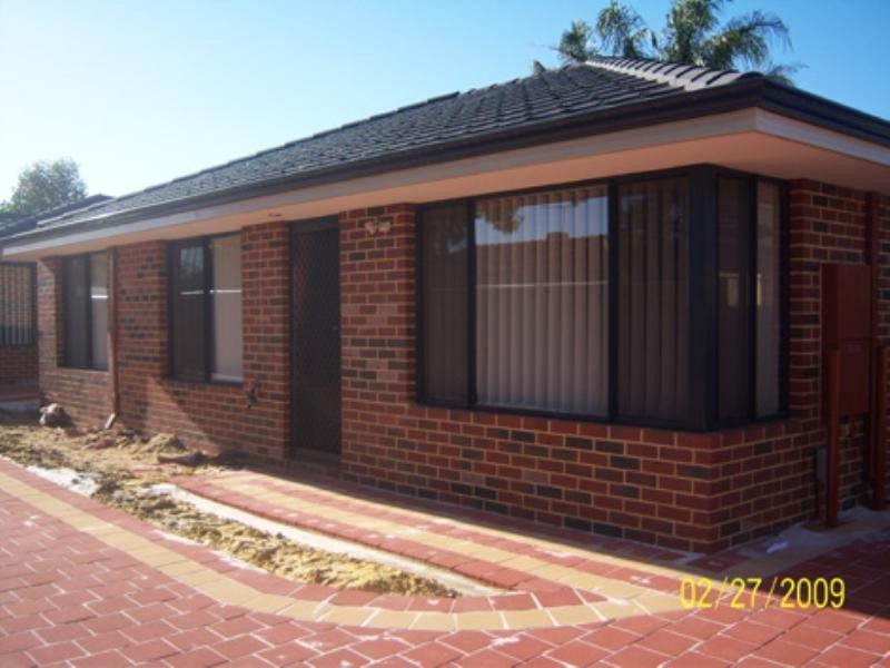 2/18 Newick Street, Balga WA 6061