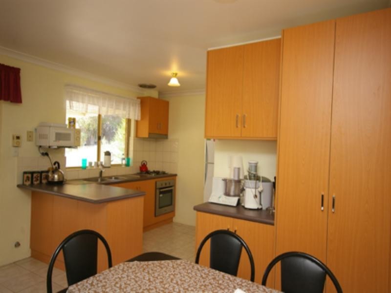 4 Staunton Grove, Mirrabooka WA 6061