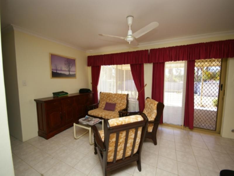 4 Staunton Grove, Mirrabooka WA 6061