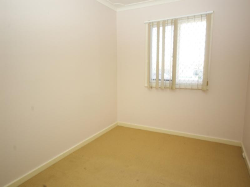 2B Connell Way, Girrawheen WA 6064