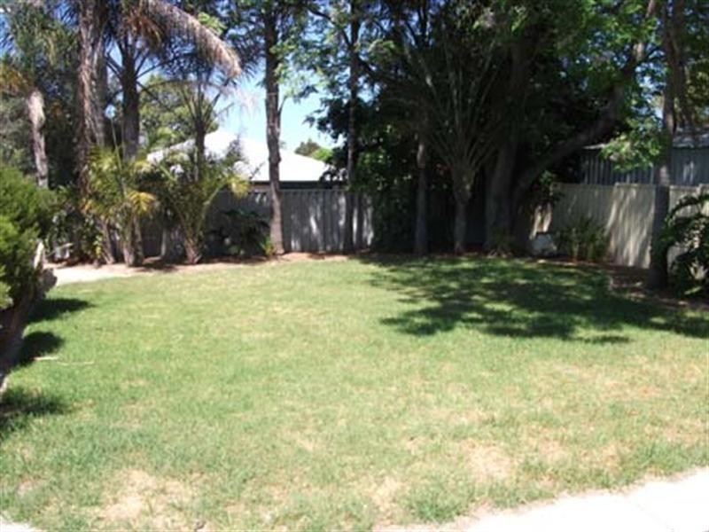 34 Fernhurst Crescent, Balga WA 6061