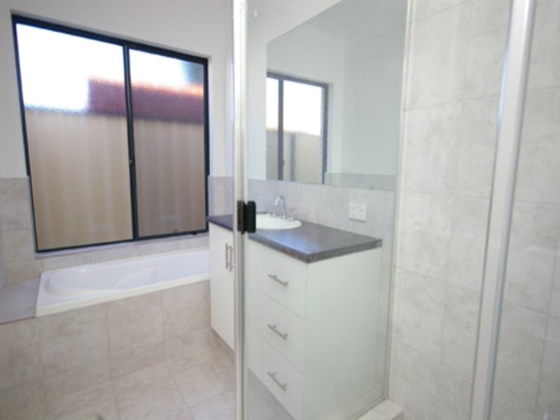 111b Wilmington Crescent, Balga WA 6061