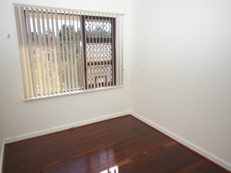 37 Roxwell Way, Girrawheen WA 6064