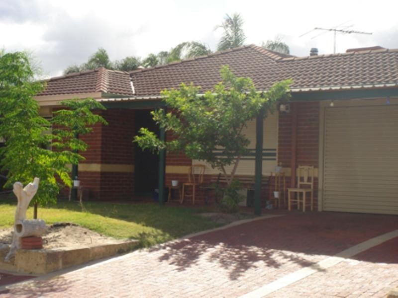 7 Hydrangea Place, Alexander Heights WA 6064