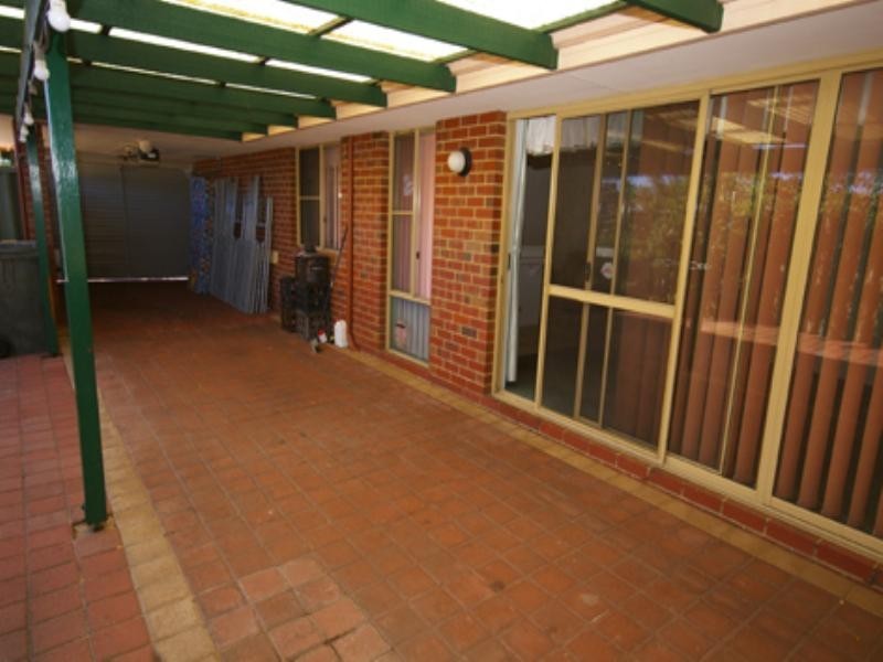 7 Hydrangea Place, Alexander Heights WA 6064