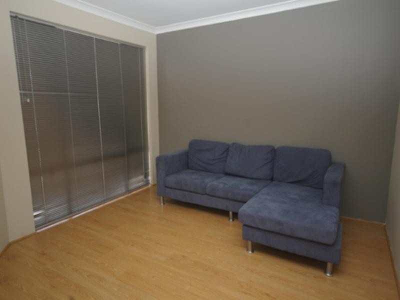 14 Whimbrel Parade, Beechboro WA 6063
