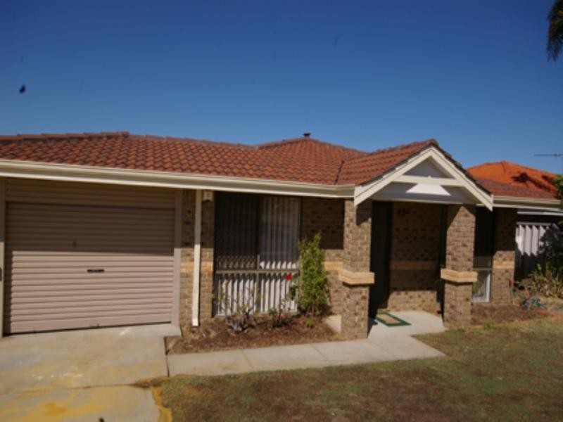 22 Honours Rise, Marangaroo WA 6064