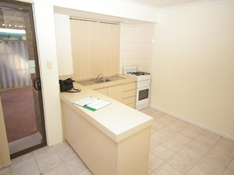 22 Honours Rise, Marangaroo WA 6064