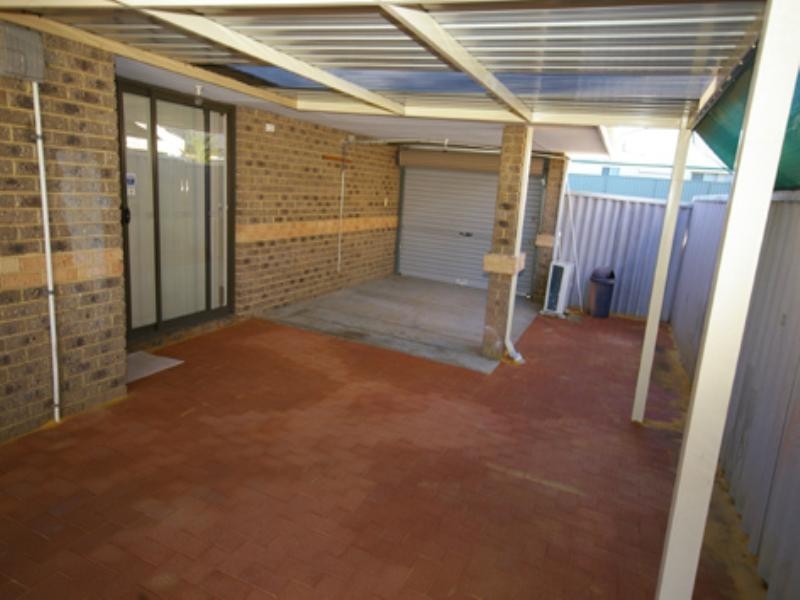 22 Honours Rise, Marangaroo WA 6064