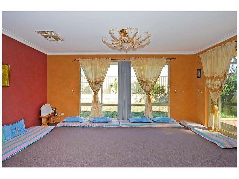 95 Lauterbach Drove, Gosnells WA 6110