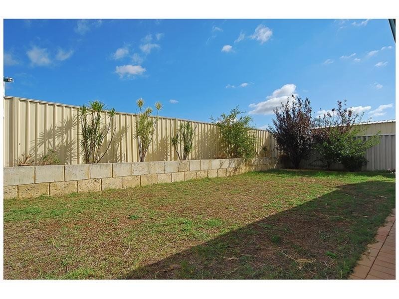 95 Lauterbach Drove, Gosnells WA 6110