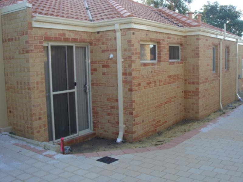 42B Eastdene Crescent, Nollamara WA 6061