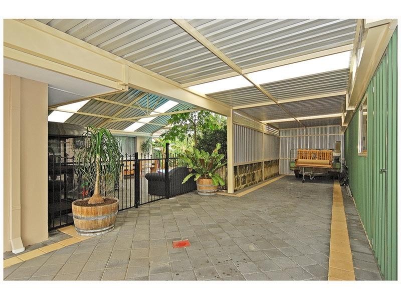 1 Koondoola Avenue, Koondoola WA 6064