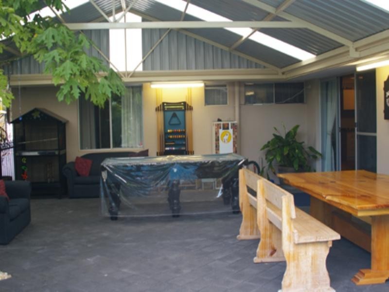 1 Koondoola Avenue, Koondoola WA 6064
