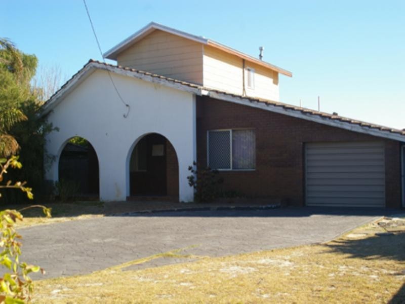 176 Walter Road East, Eden Hill WA 6054