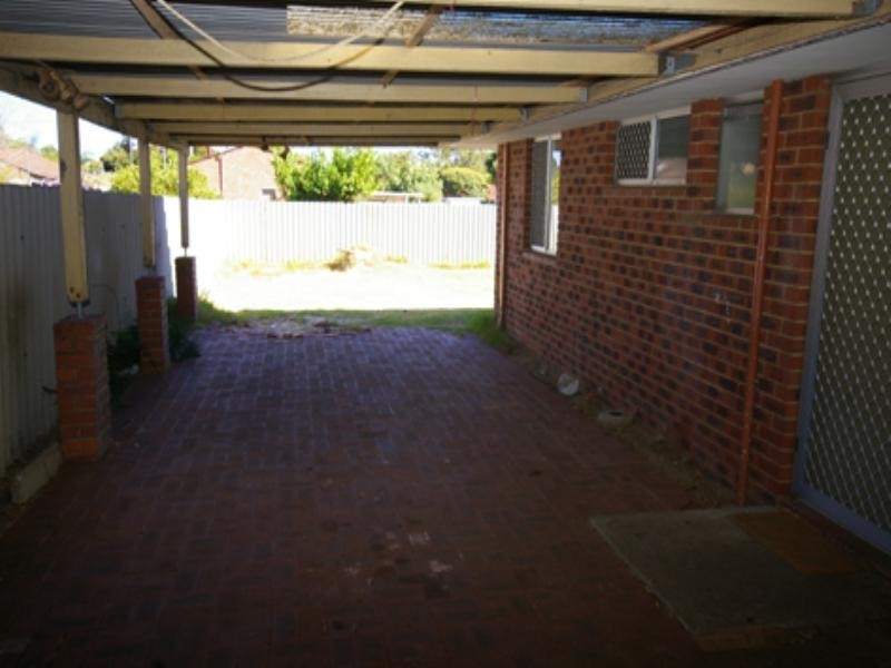 43 Mirrabooka Avenue, Westminster WA 6061