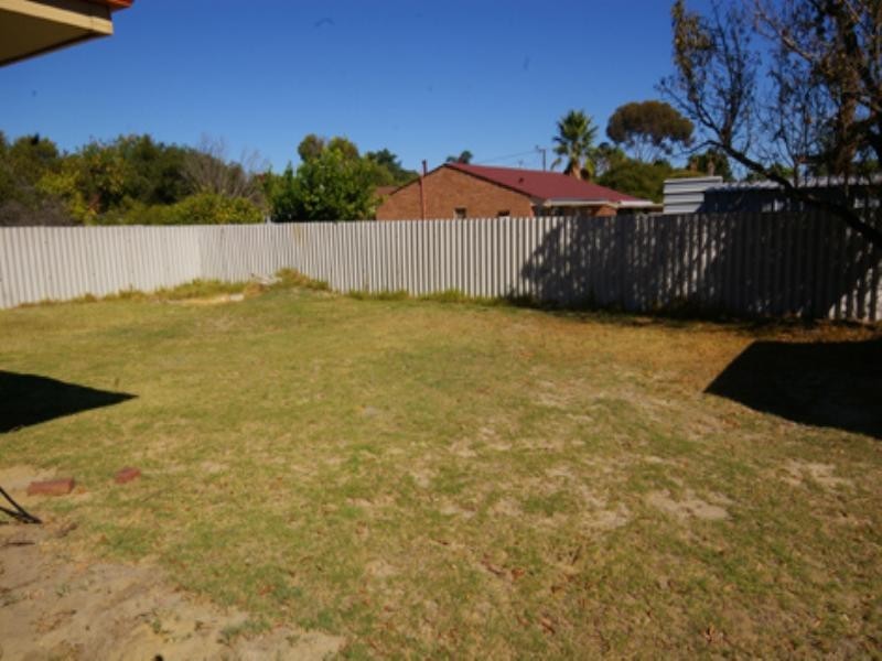 43 Mirrabooka Avenue, Westminster WA 6061