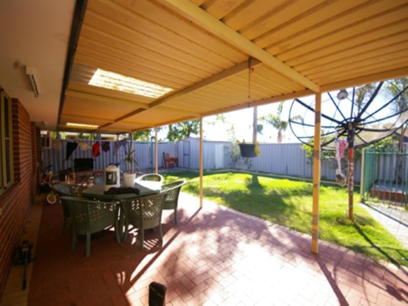 14 Kilto Close, Ballajura WA 6066