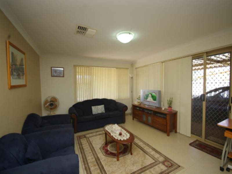 14 Kilto Close, Ballajura WA 6066