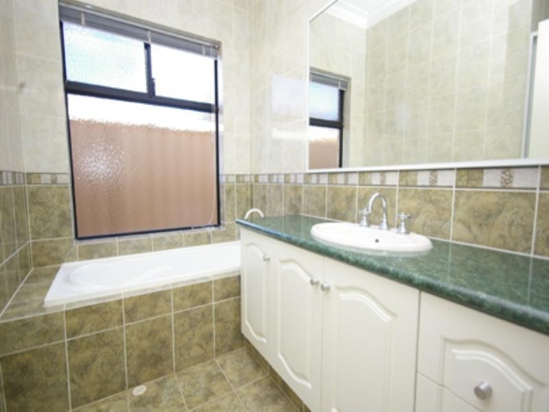 19a Garnett Place, Balga WA 6061