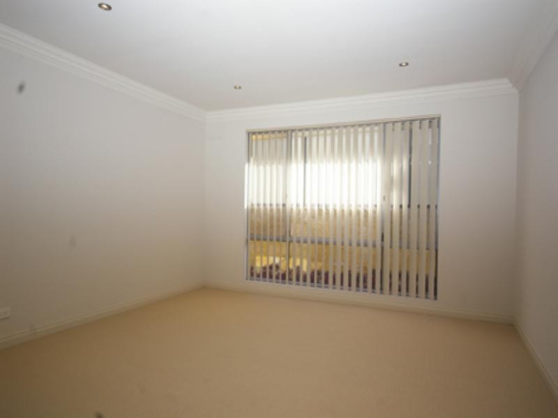 17 Marginson Drive, Landsdale WA 6065