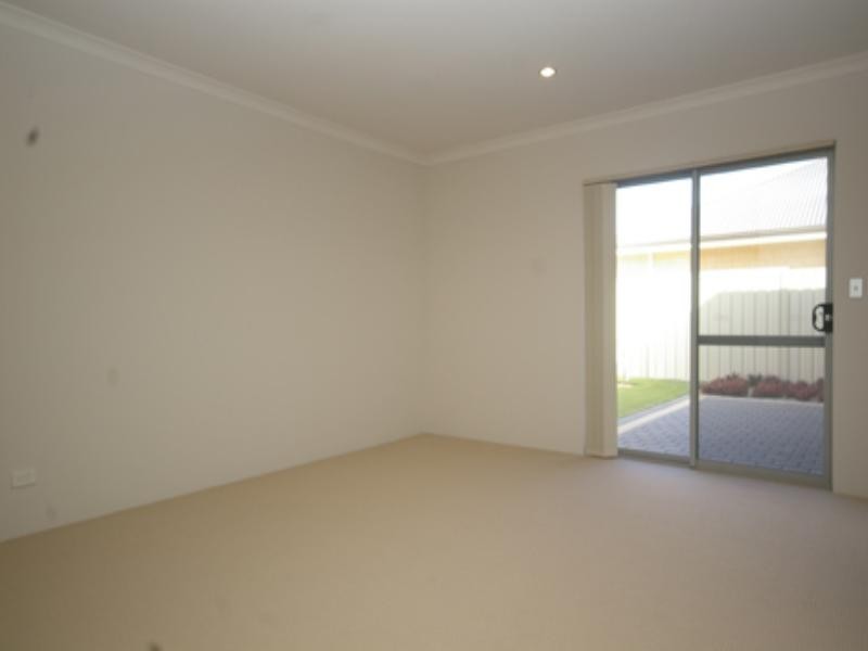 17 Marginson Drive, Landsdale WA 6065