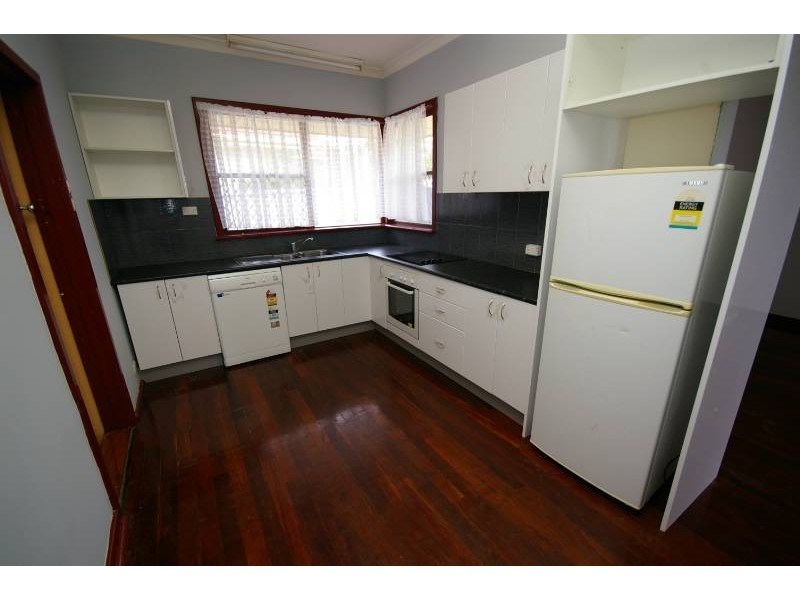 13 Hemsey Street, Balga WA 6061